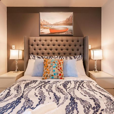 1Br Luxury Condo - Downtown Торонто Экстерьер фото