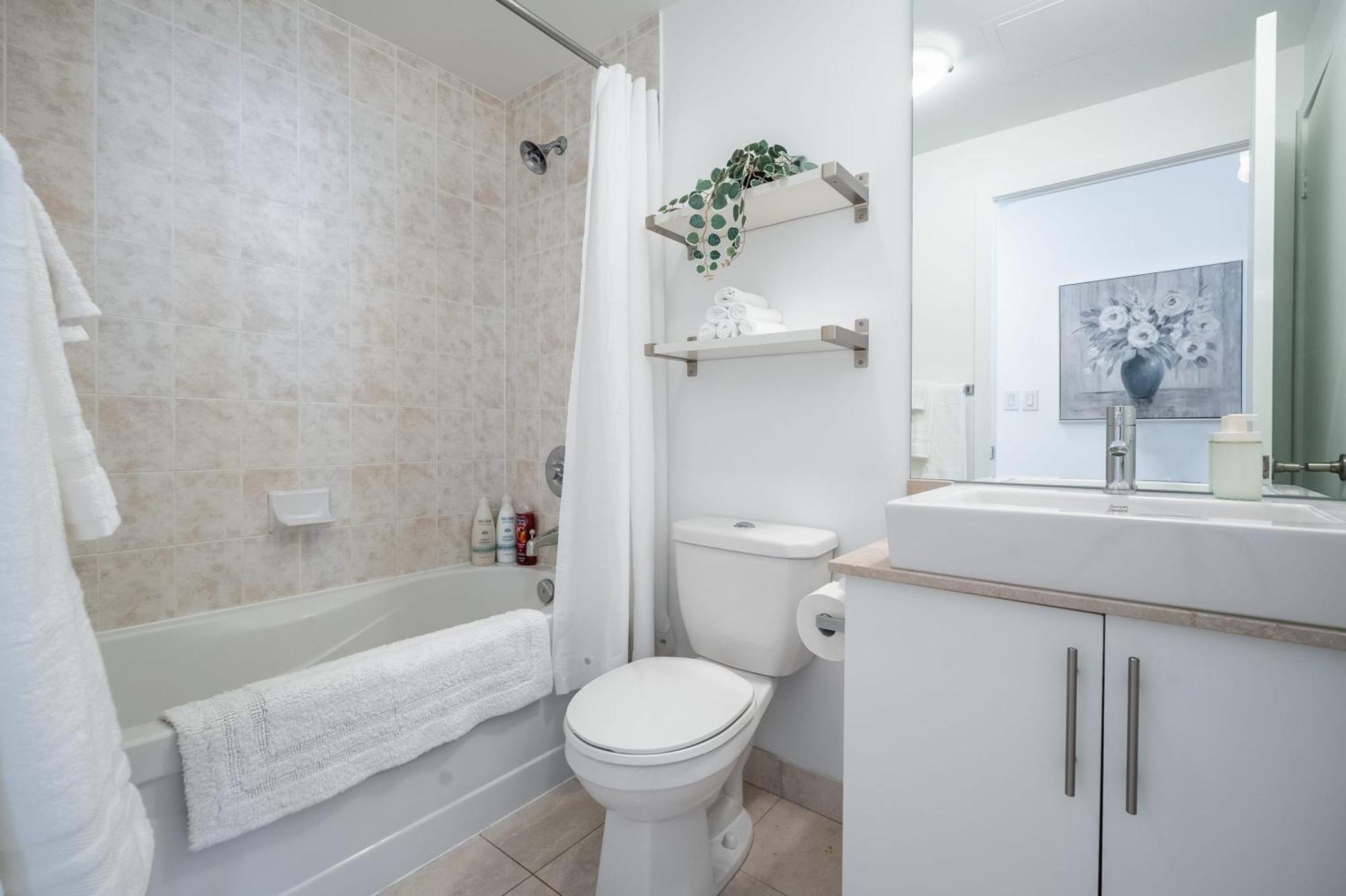 1Br Luxury Condo - Downtown Торонто Экстерьер фото