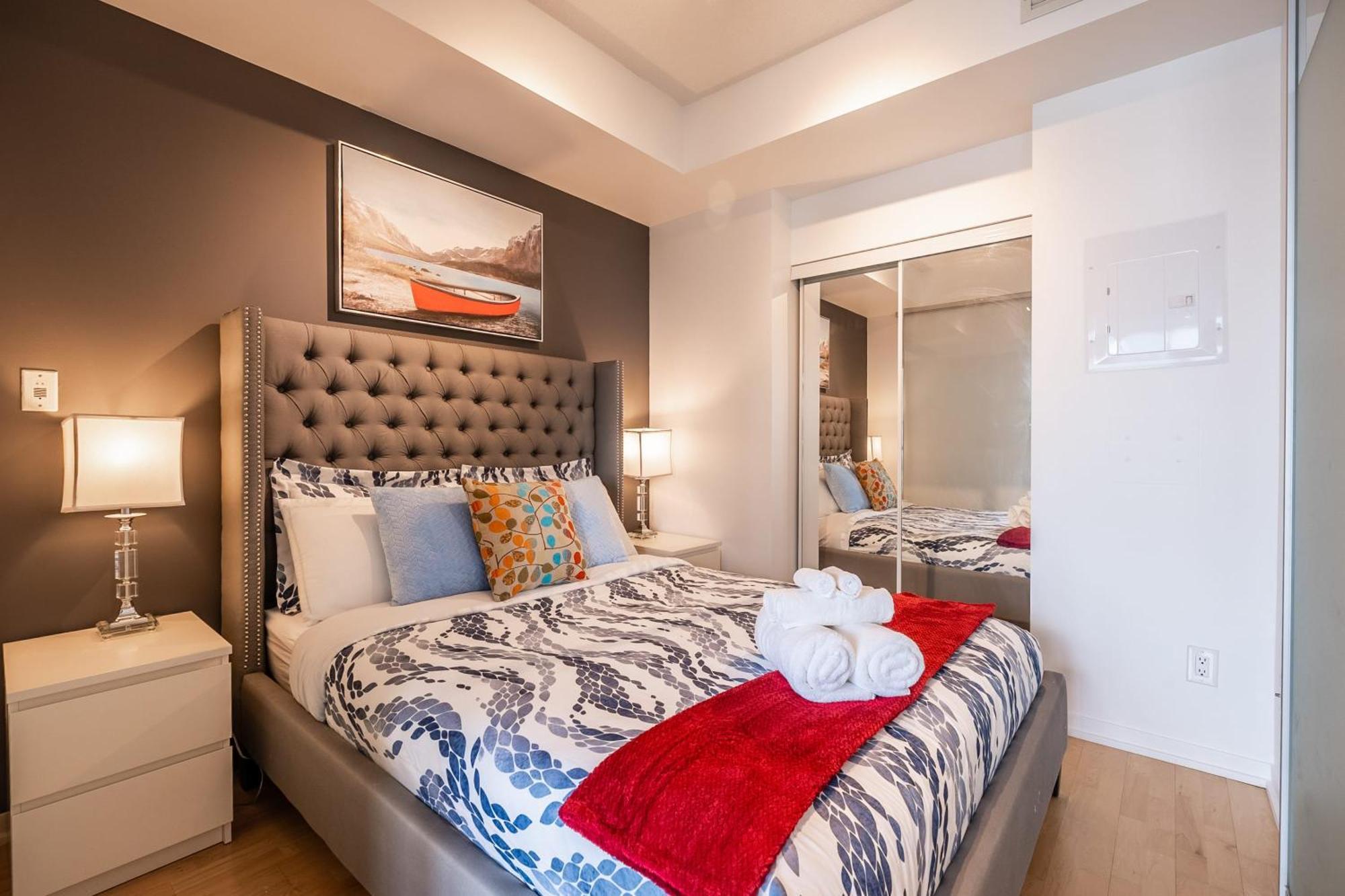 1Br Luxury Condo - Downtown Торонто Экстерьер фото