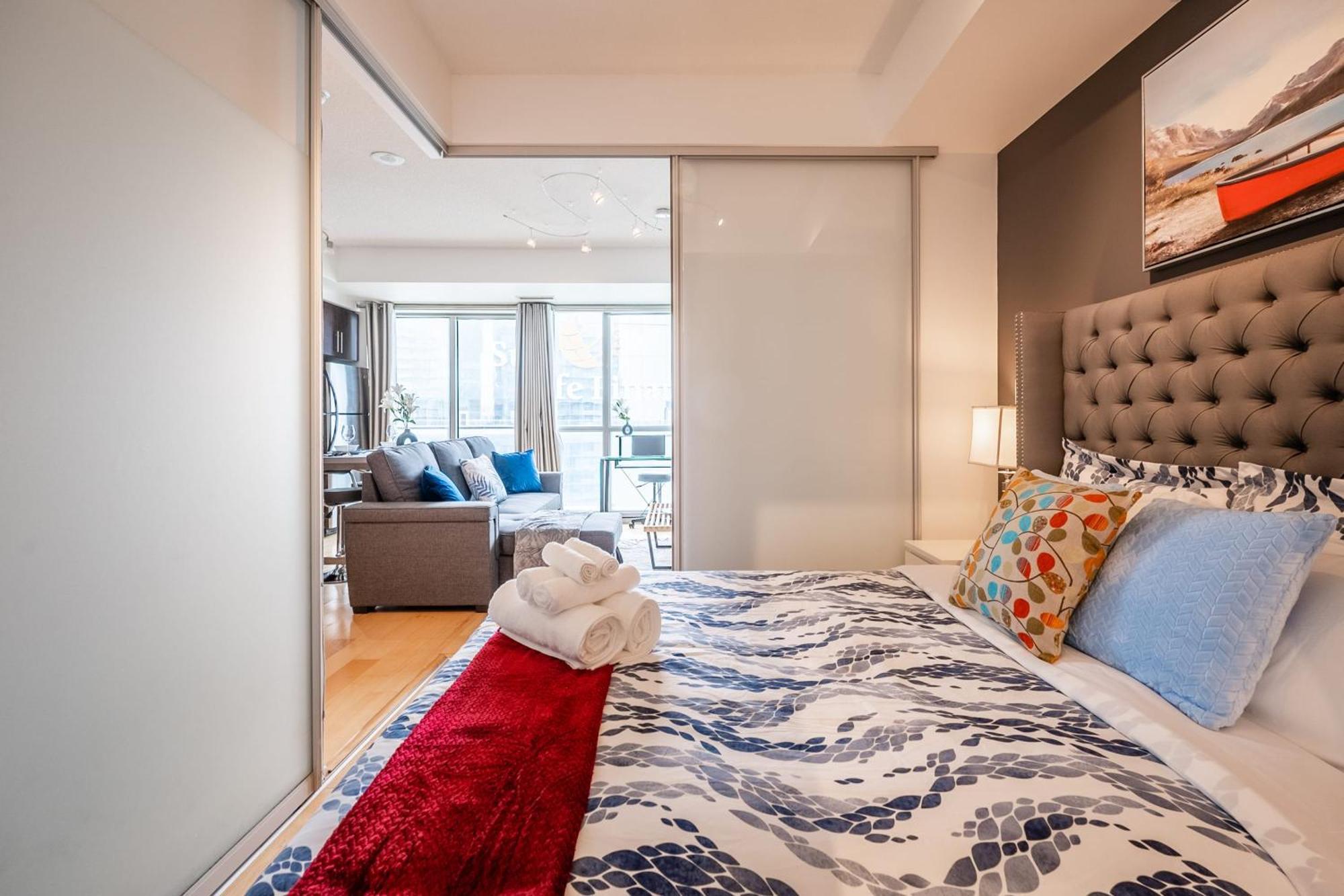 1Br Luxury Condo - Downtown Торонто Экстерьер фото